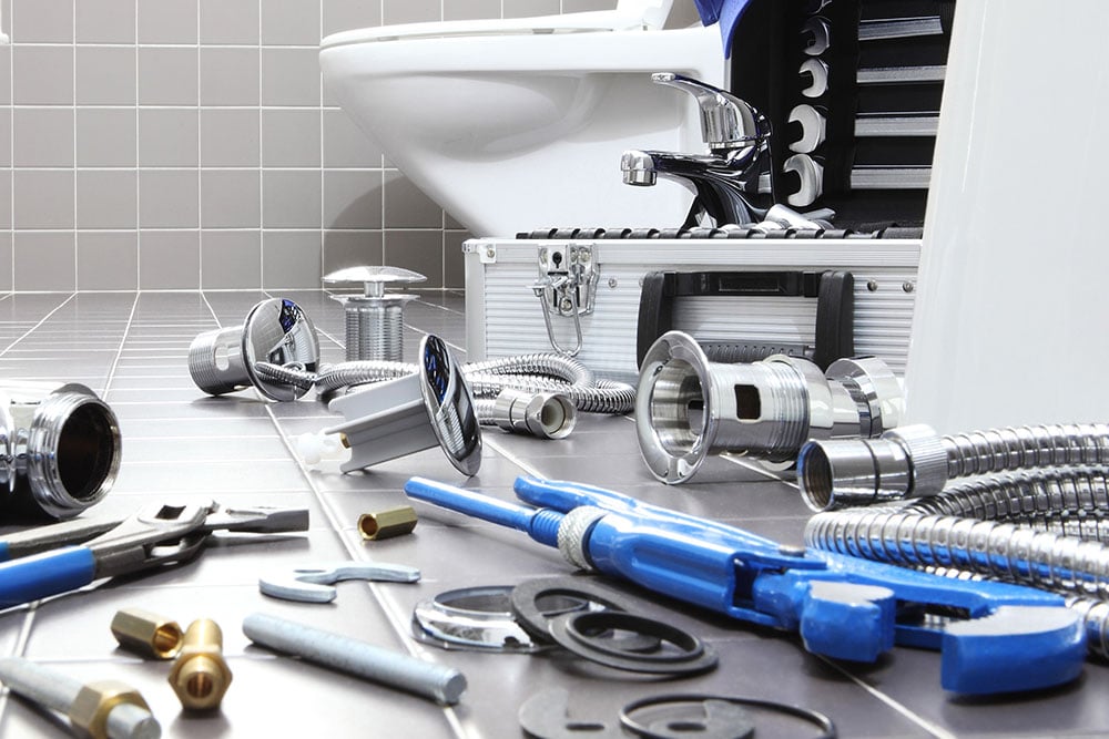 Reasons Why You Need The Best Plumbing Services - Family Market Madrid