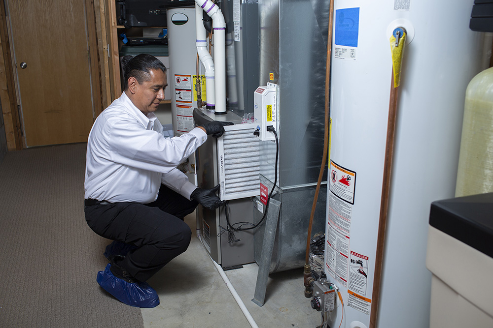 Why Become an HVAC Technician? - Explore The Trades